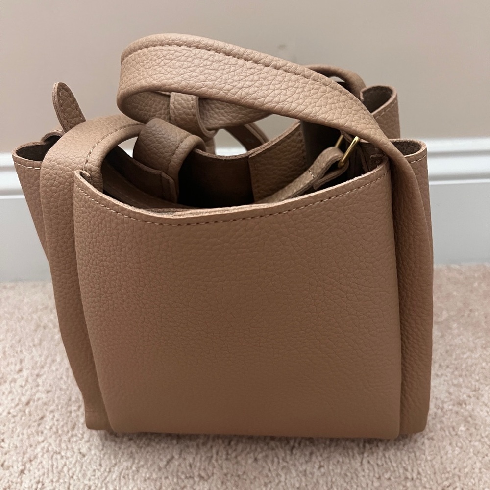 Medium Song Bag - Cream Apricot